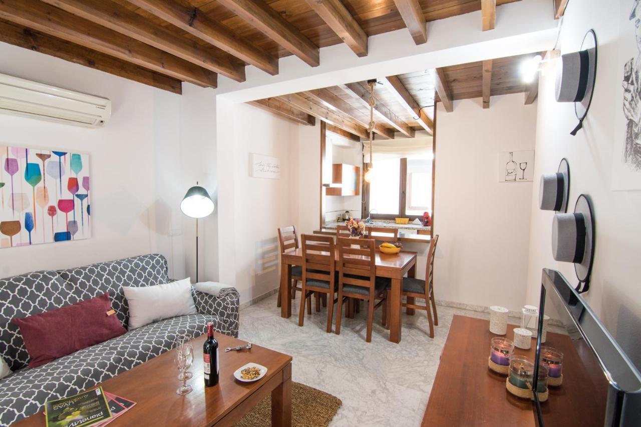 Tuguest Gracia Apartments グラナダ エクステリア 写真