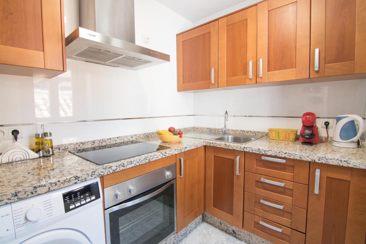 Tuguest Gracia Apartments グラナダ エクステリア 写真