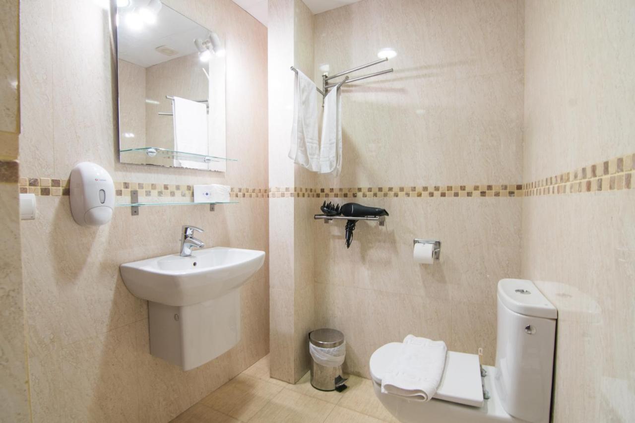 Tuguest Gracia Apartments グラナダ エクステリア 写真