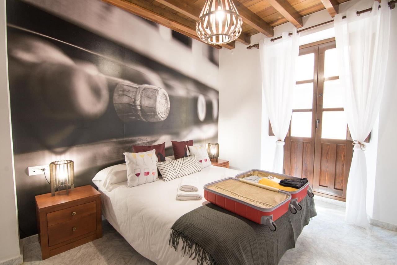 Tuguest Gracia Apartments グラナダ エクステリア 写真