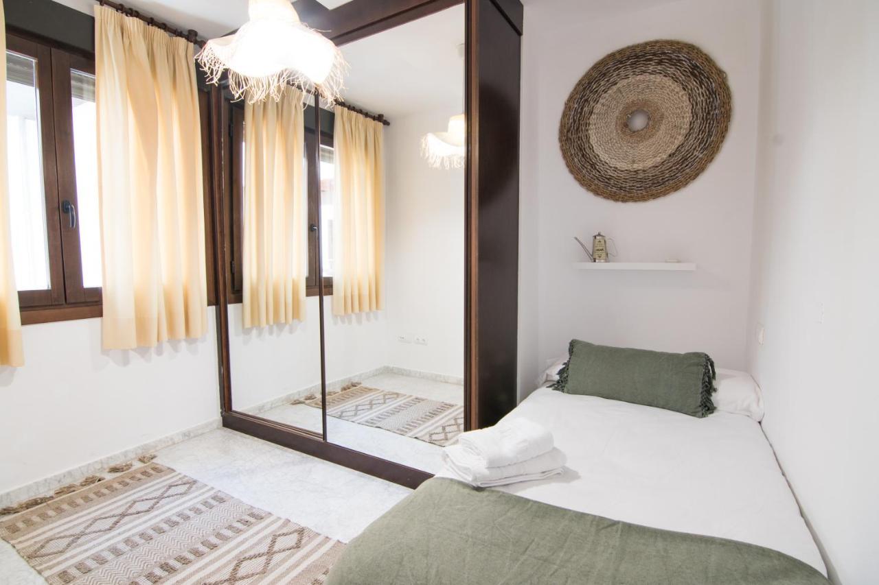 Tuguest Gracia Apartments グラナダ エクステリア 写真