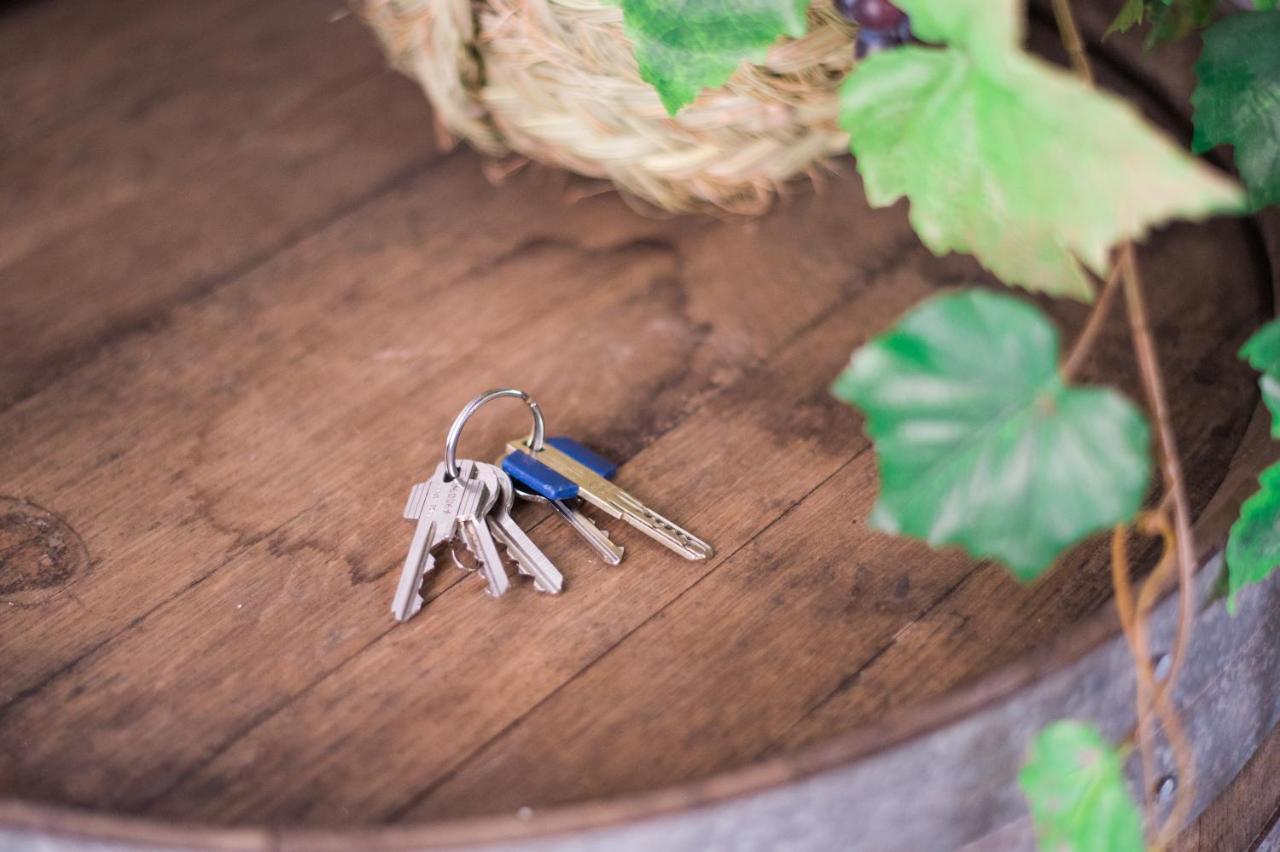 Tuguest Gracia Apartments グラナダ エクステリア 写真
