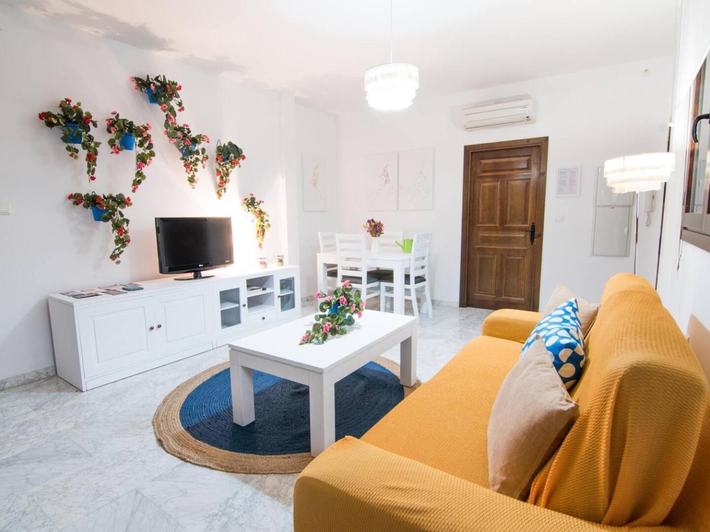Tuguest Gracia Apartments グラナダ エクステリア 写真