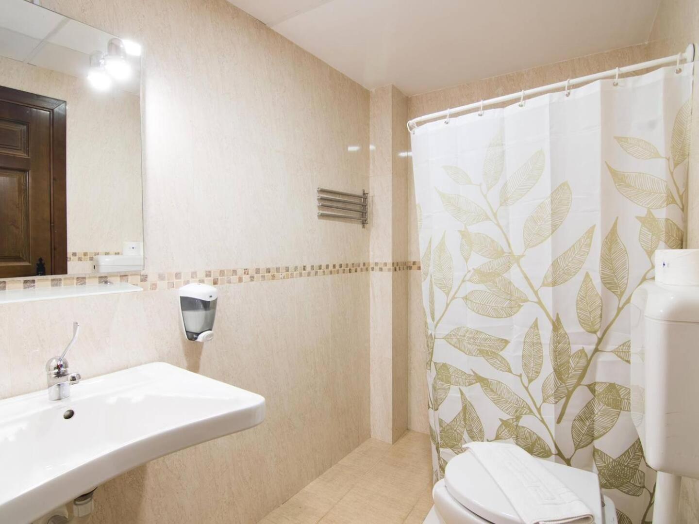 Tuguest Gracia Apartments グラナダ エクステリア 写真